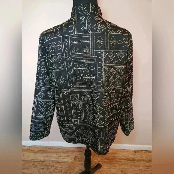 Alfred Dunner Jacket Cardigan Embroidered Quilted Black Womens Size 8 - Picture 4 of 6